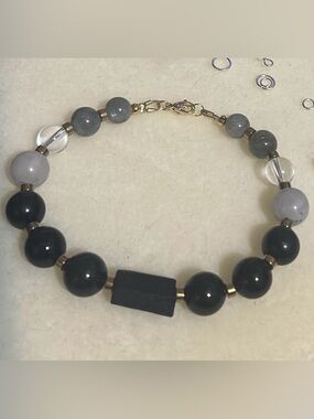 Black Tourmaline, Onyx, Labradorite, clear quartz & gold Hematite bracelet